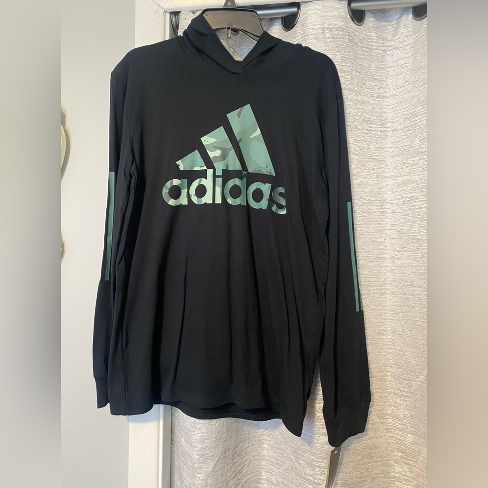 Boys Adidas Long Sleeve T-Shirt Hoodie.